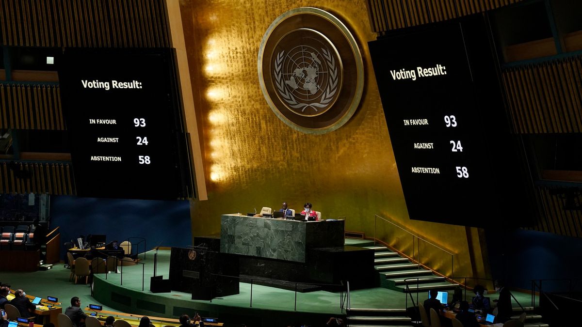 Rusko dostalo v OSN diplomatickou facku. Co to pro něj bude znamenat?
